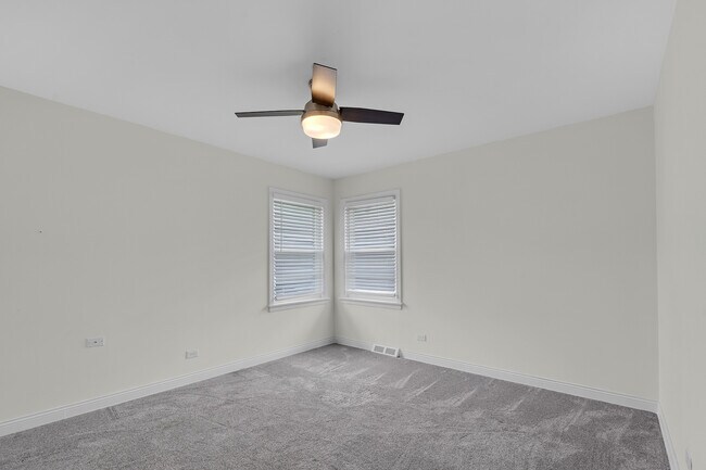 Building Photo - 5018 Dobson St