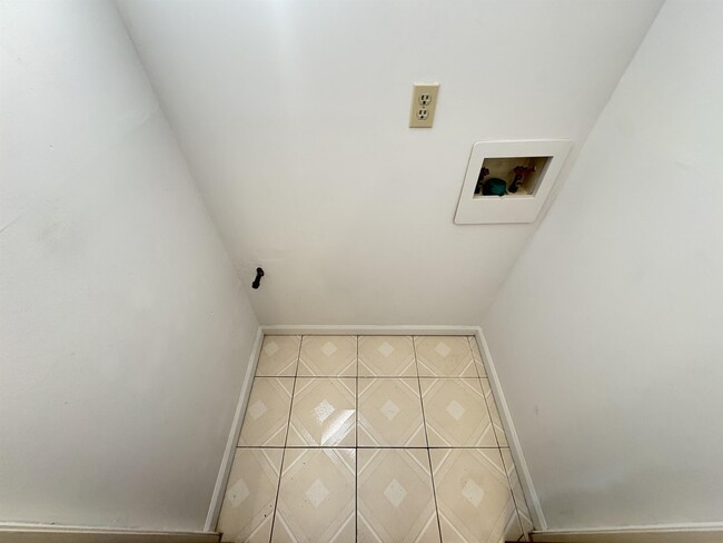 Building Photo - 4414 Liberty Ave