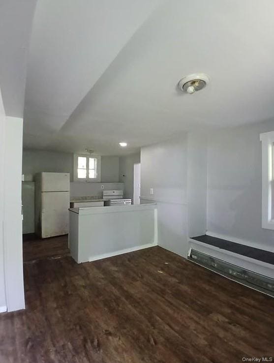 Building Photo - 299 S Main St