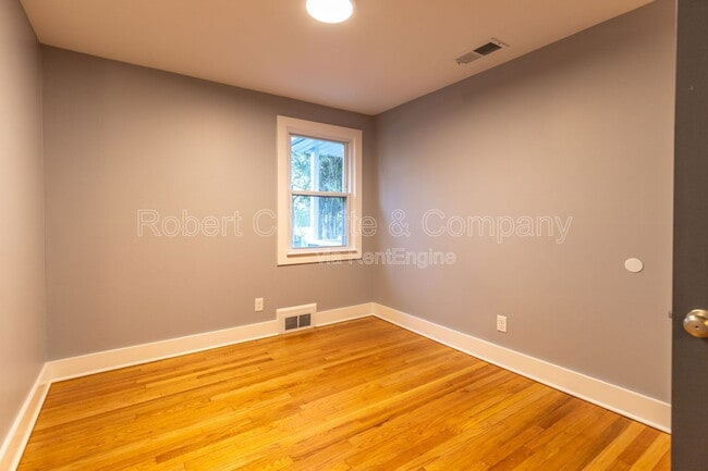 Building Photo - 287 Prospect St