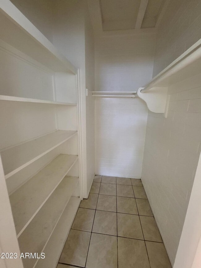 Building Photo - 1851 E Yale St