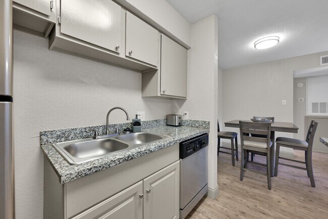 Interior Photo - Willowbrook