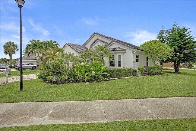 Building Photo - 14049 Skye Terrace