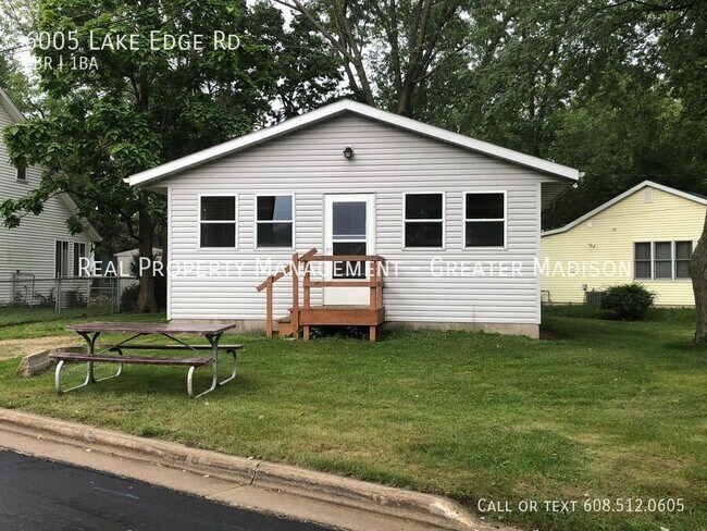 Primary Photo - Cozy 2 Bed Home with Lake Waubesa Access!
