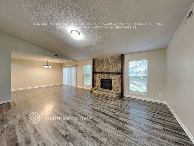 Building Photo - 4700 Cricklewood Ln