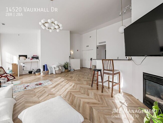 Building Photo - 14520 Vauxhall Dr