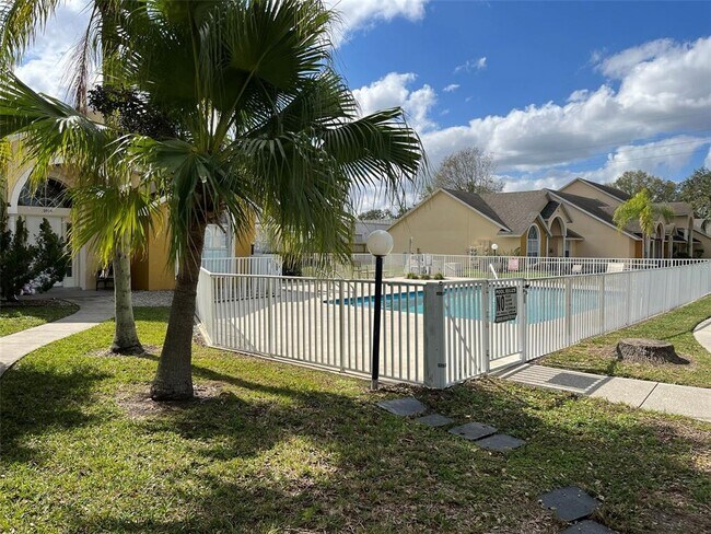 Building Photo - 3102 Enclave Ct