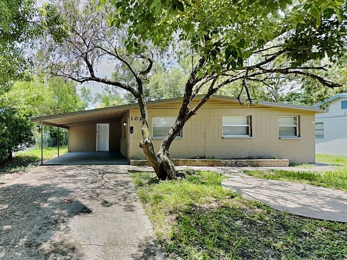 Building Photo - 1020 Lincoln Terrace