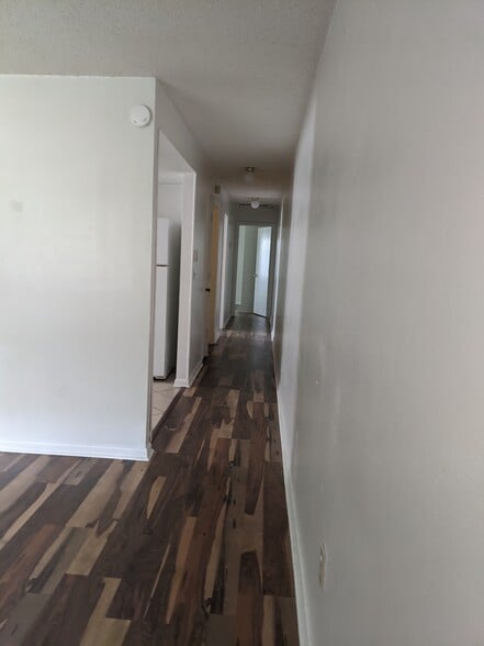 Building Photo - 9308 Greyrock Rd