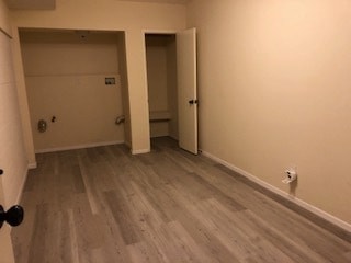 Laundry/bonus room with extra closet - 533 N Helberta Ave