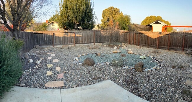 Building Photo - 2509 Plumeria Ct