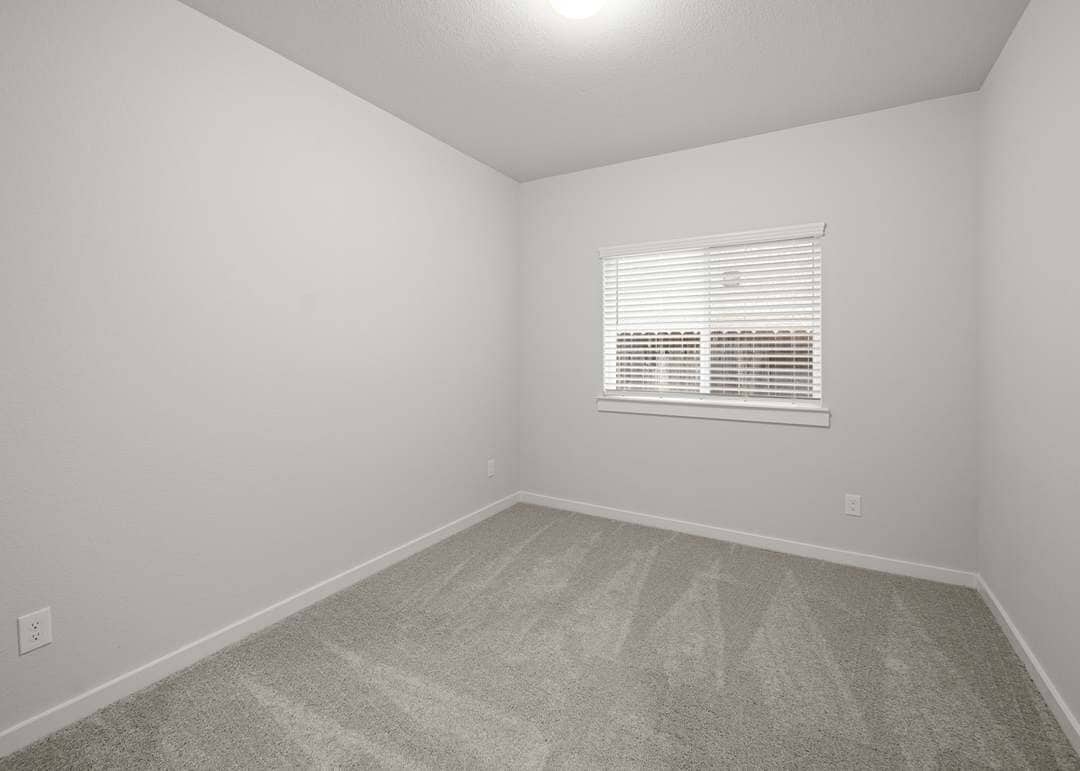 Building Photo - 2405 Village Azalea Dr