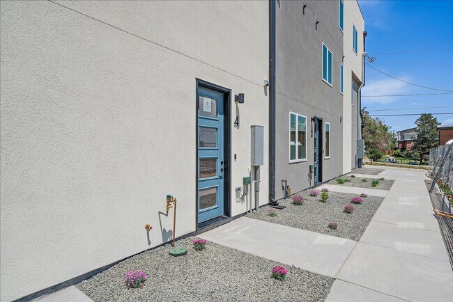 Building Photo - Luxurious New Townhome in South Sloan’s Lake