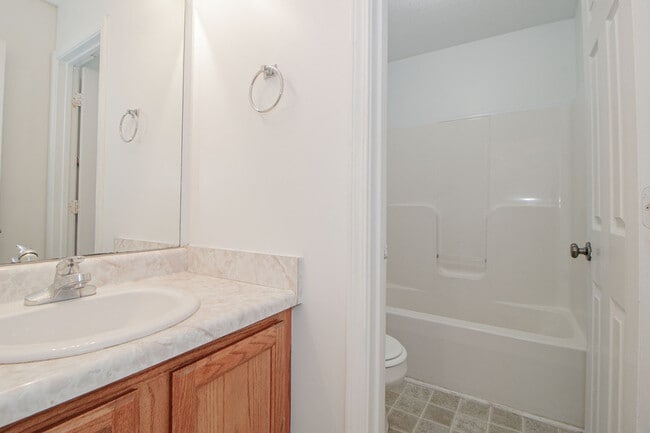 Building Photo - 299 Raleigh Dr