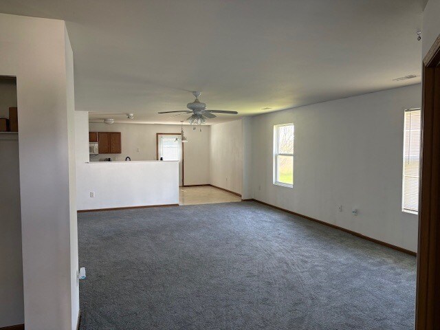 Building Photo - 209 River Laurel Dr