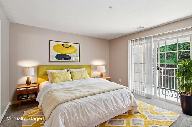 Building Photo - Retreat at Dry Creek I