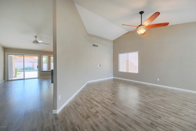 Building Photo - 8517 W Caribbean Ln