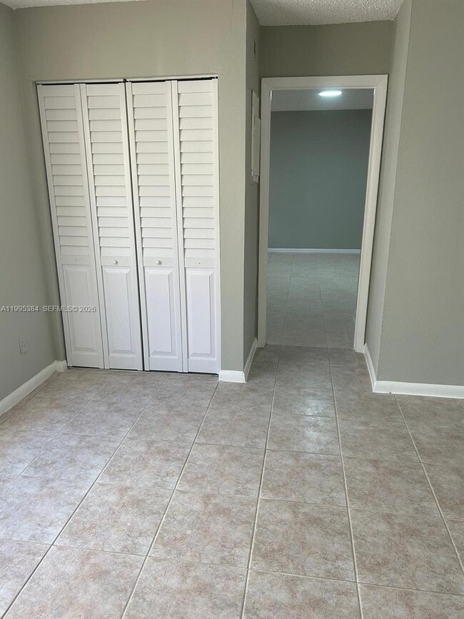 Building Photo - 11542 NW 44th St