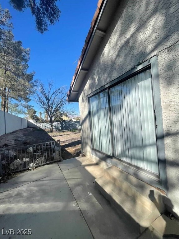 Building Photo - 3948 N Applecrest St