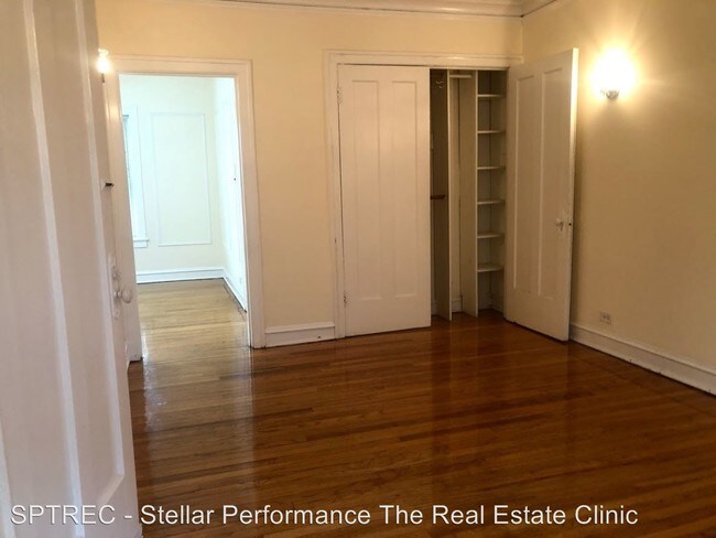 Building Photo - 118 1/2 S Maple Ave