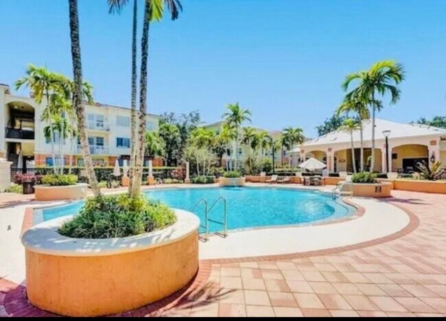 Building Photo - 9857 Baywinds Blvd