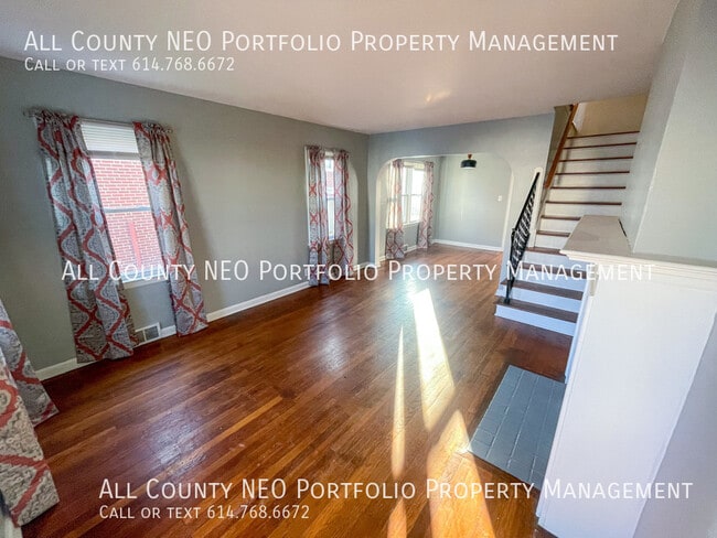 Building Photo - 35 N Brinker Ave