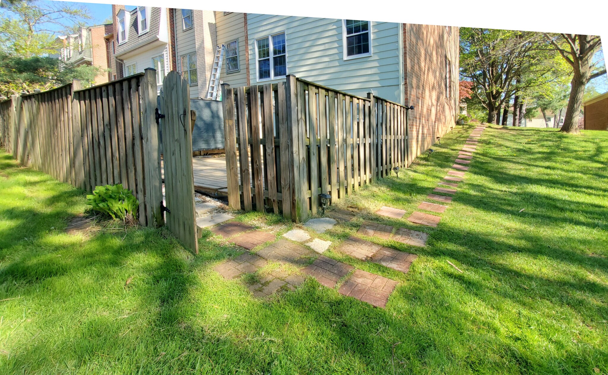 Gated patio - 3962 Wilcoxson Dr