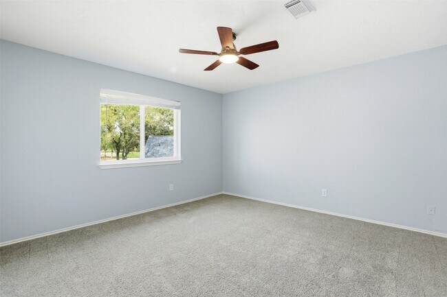 Building Photo - 7235 Battle Hills Dr