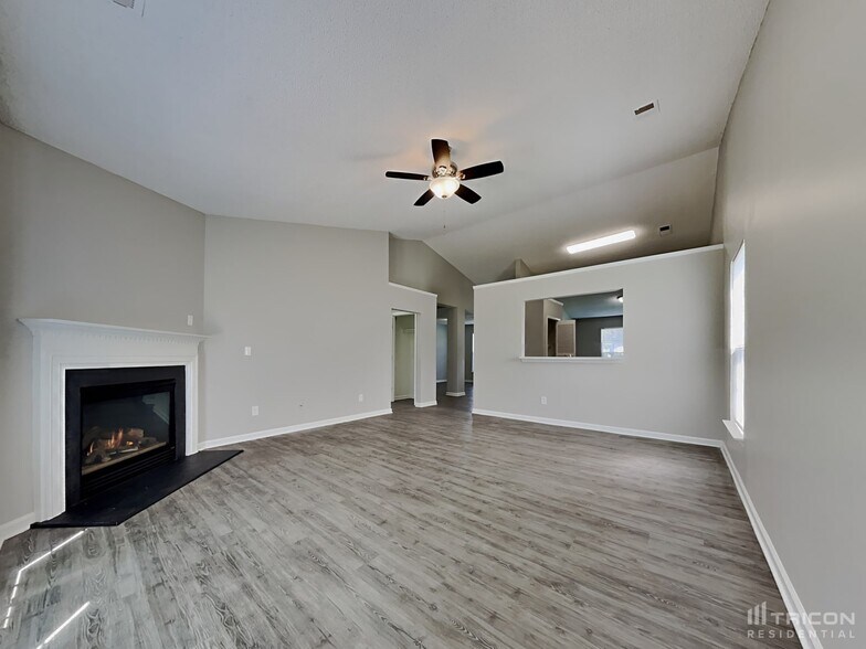 Building Photo - 5243 Moonlight Trail SW