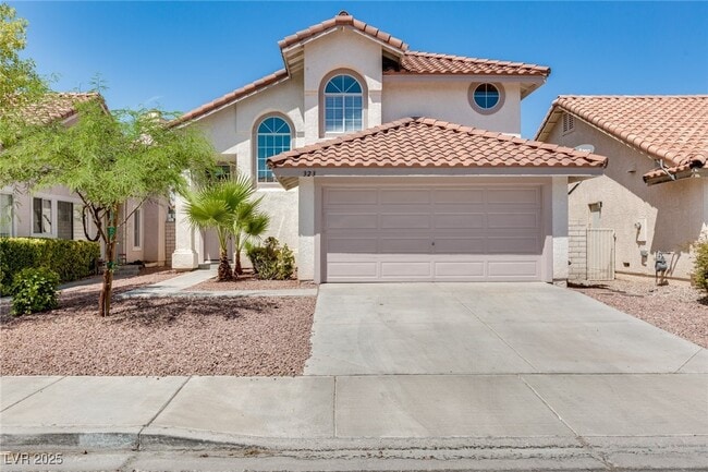 Primary Photo - 323 Cavalla St