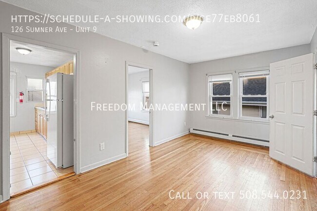 Primary Photo - 126 Sumner Ave