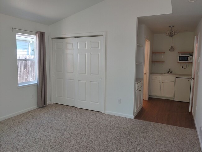 Building Photo - Executive Four Bedroom Home in Post Falls