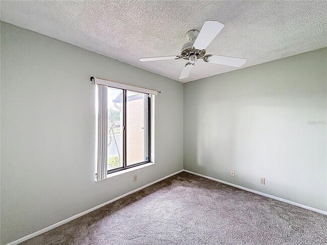 Building Photo - 826 Sky Pine Way