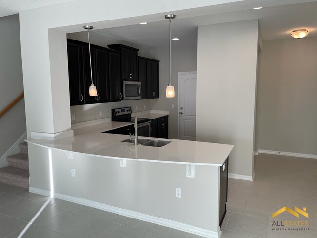 Building Photo - 13532 Fountainbleau Dr