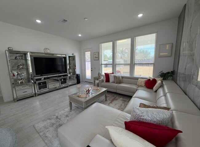 Building Photo - 21018 Milazzo Pk Trl