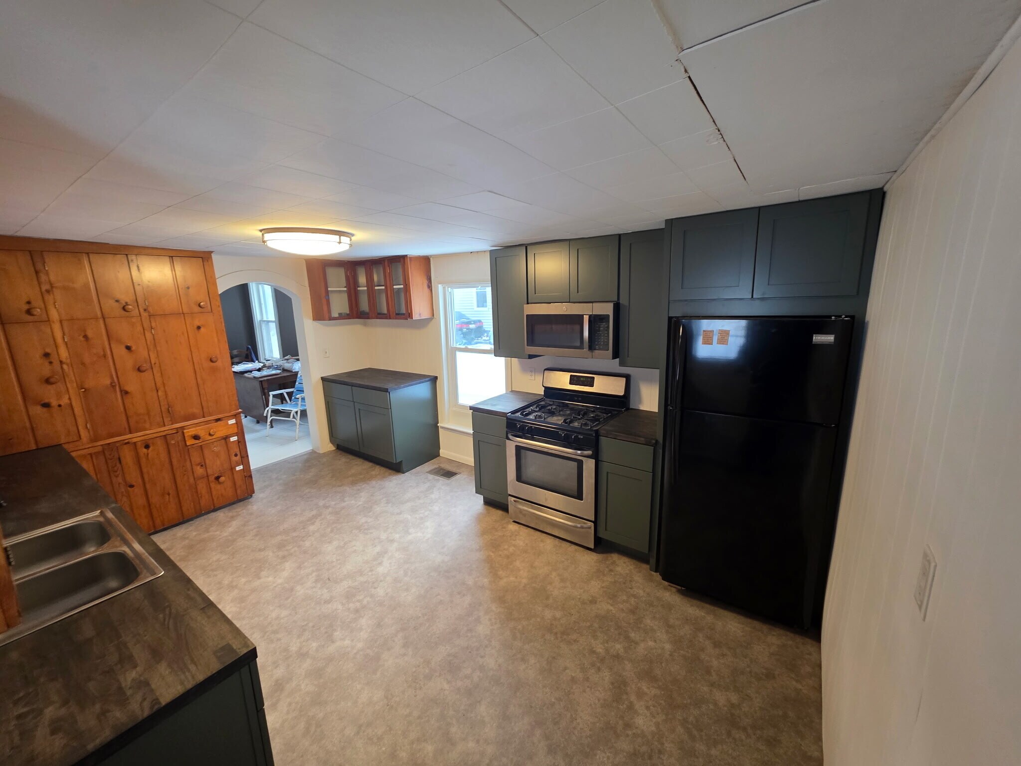 Building Photo - 9097 E D Ave