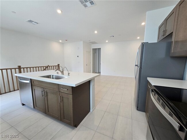 Building Photo - 5717 CRENELLATED St