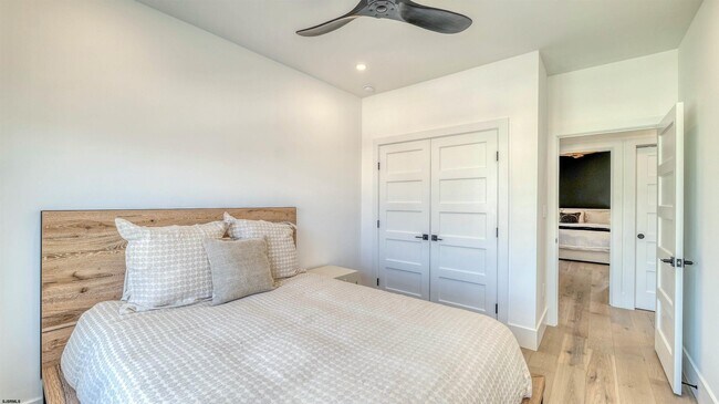 Building Photo - 107 N New Haven Ave