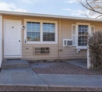 Building Photo - Springtree Gardens Condo