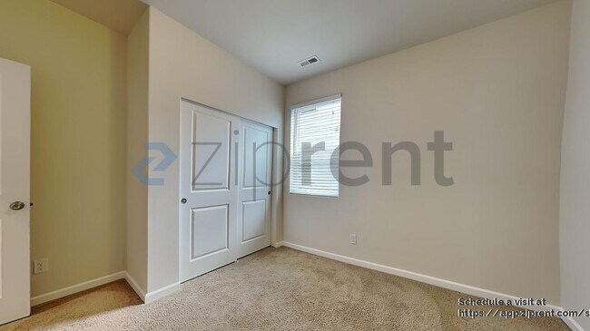 Building Photo - 19310 19th Ave Ct E