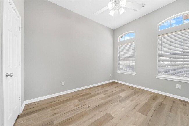 Building Photo - 17827 S White Tail Ct