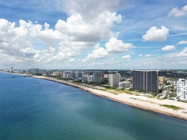 Building Photo - 900 N Ocean Blvd