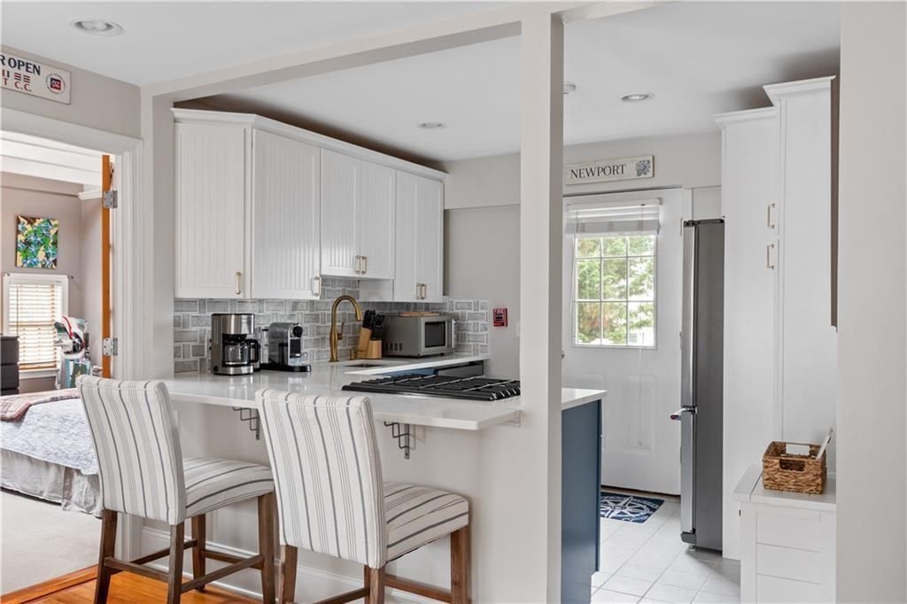 Building Photo - 22 Stockholm St