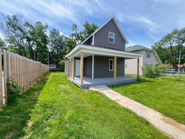 Building Photo - 3 Bed 2 Bath Springfield, Missouri
