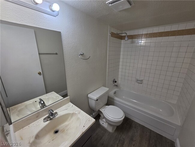 Building Photo - 4941 Newport Cove Dr