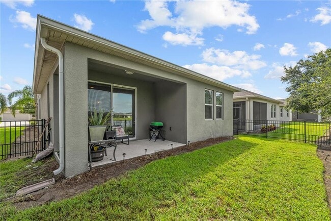 Building Photo - 3443 Sagebrush St