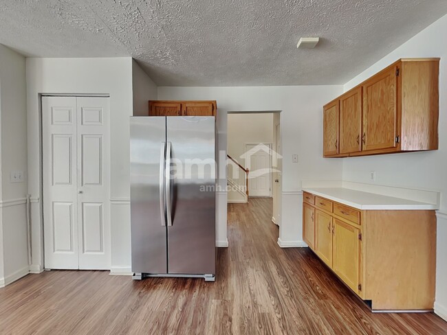 Building Photo - 2498 Port Kembla Dr