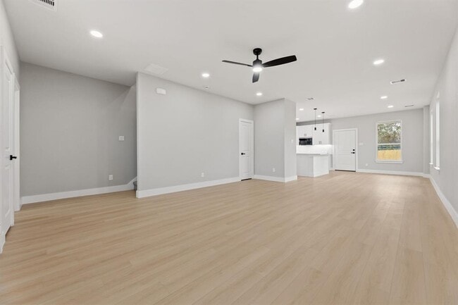 Building Photo - 9902 Haddick St