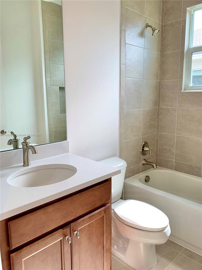 Building Photo - 13534 SW Oceanus Blvd