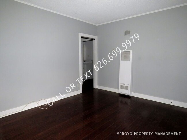 Building Photo - Cute One Bedroom House in Monrovia